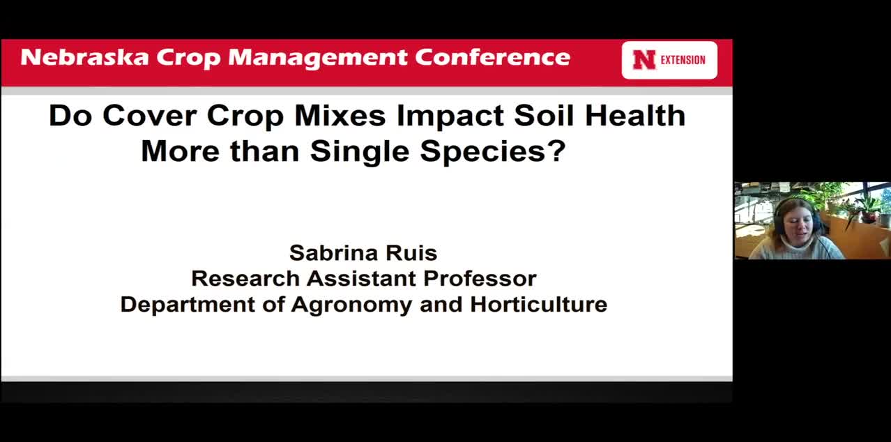 Do cover crop mixes impact soil health more than single species?