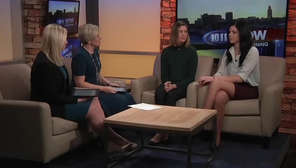 Jacht Students Discuss Super Bowl Ads on Local TV News